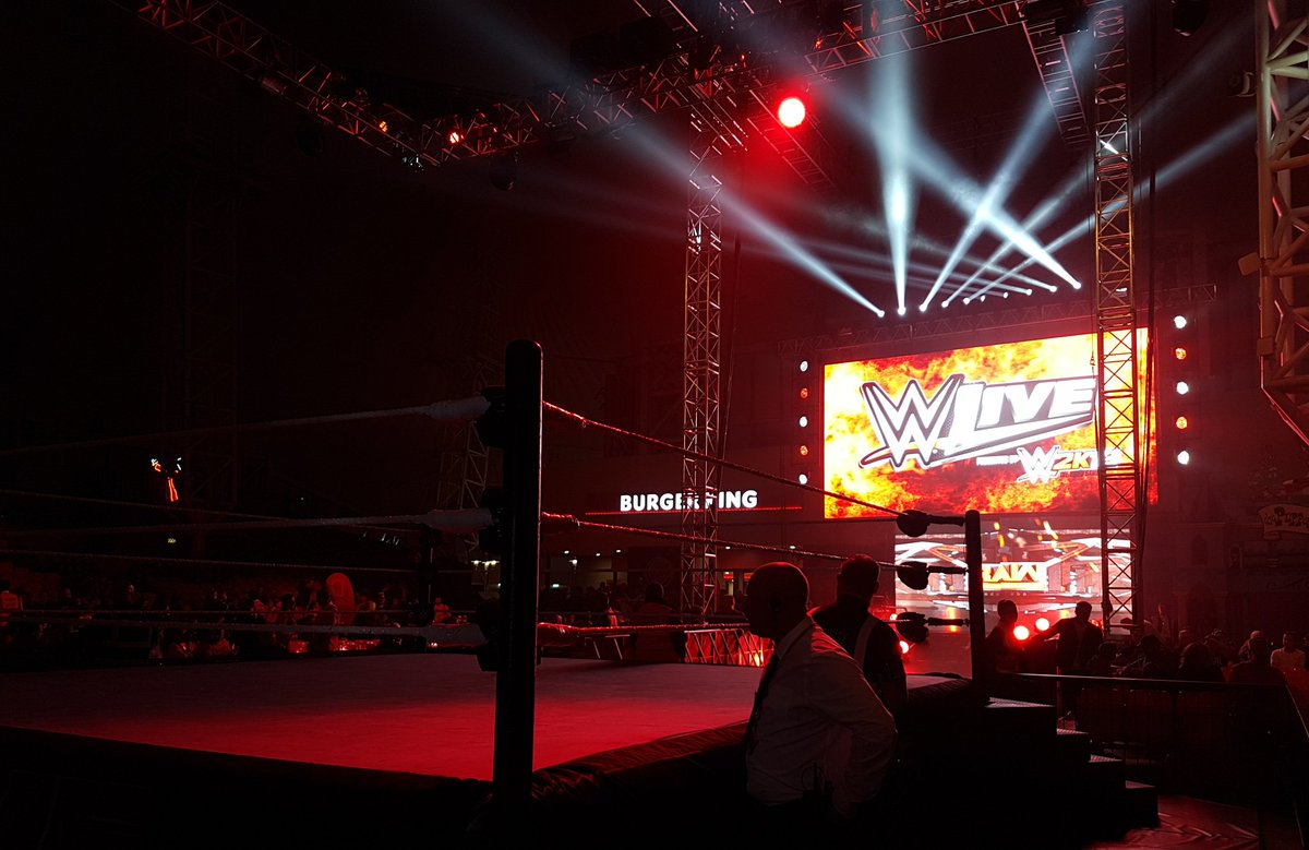 lifewithanguish's tweet photo. Wrestling t-shirt on, program in hand, ready for the action to start #WWEButlins #WWEMinehead #SSTripleThreat https://t.co/AR5DHcfy50
