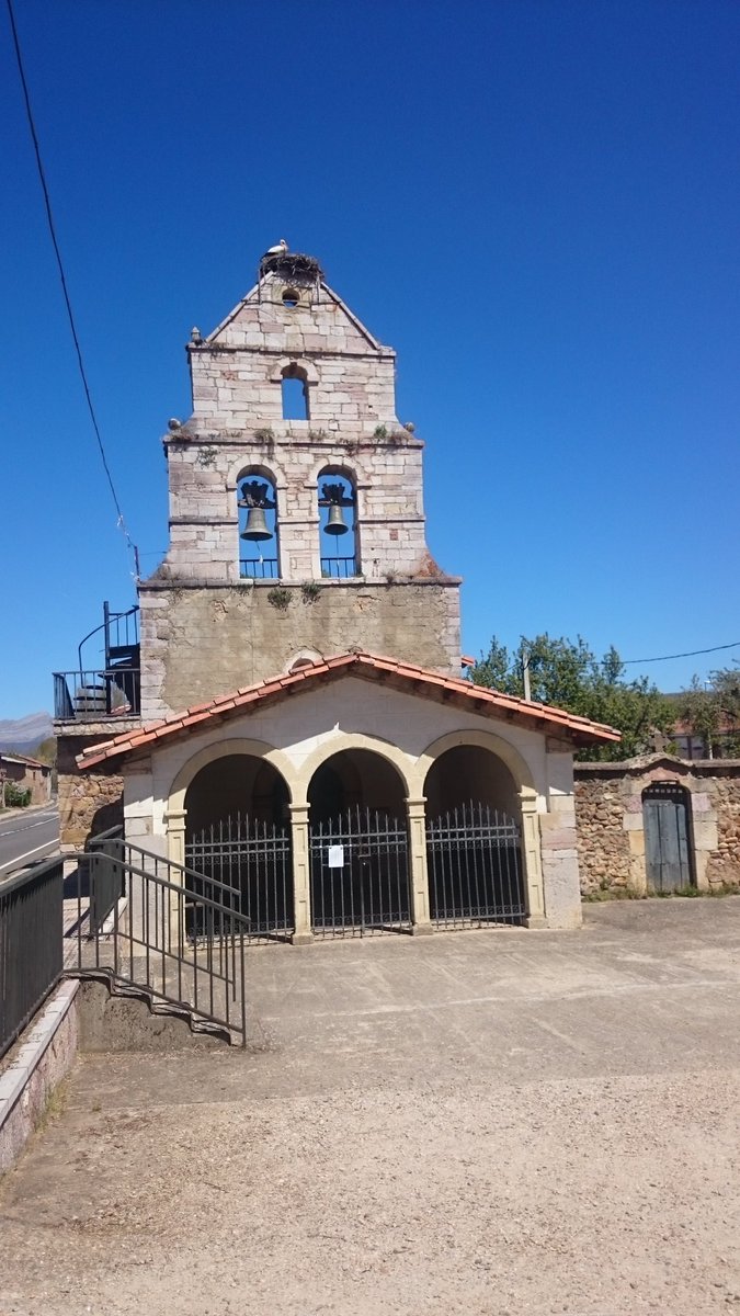 campanariospain's tweet photo. Iglesia Parroquial de Santo Tirso(s.XVIII) de Matueca de Torío #leonesp #CastillayLeón https://t.co/lUjaMYDosD