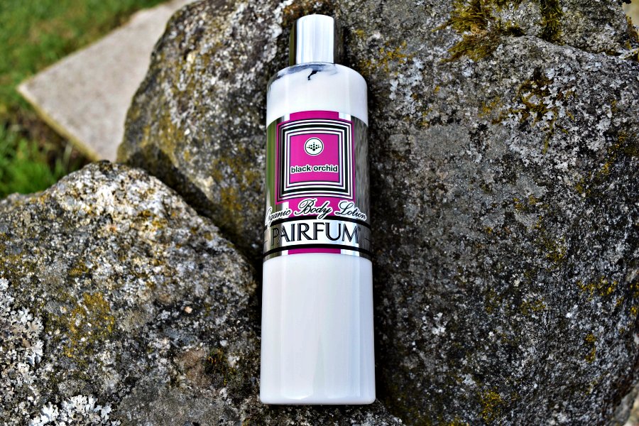 JustEmmaBlog's tweet image. For a gorgeously scented body lotion, check out my latest #skincare #review - justemma.co.uk/2017/11/pairfu… @FemaleBloggerRT