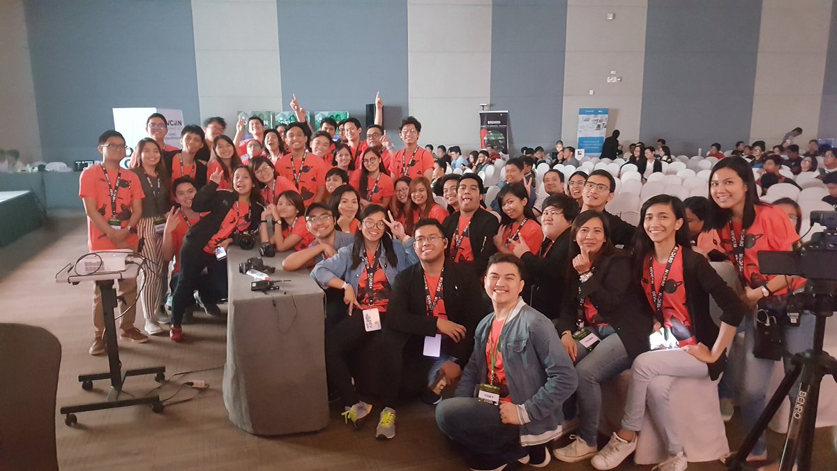 ElrossPangue's tweet image. Close to finiish!

#ChangingTheGamePH 
#DEVCONSummit2017