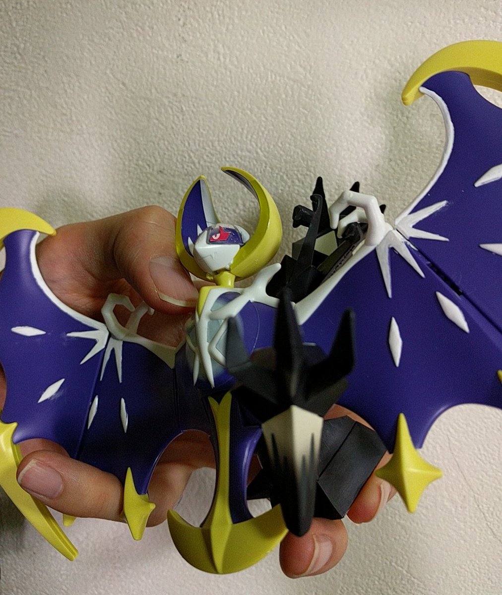 たかさおじさん モンコレハイパーサイズ ネクロズマ たかさ2 4m おやおやこれは 40分の1スケールのポケモン フィギュア探して立体ポケモン図鑑補完しようぜ