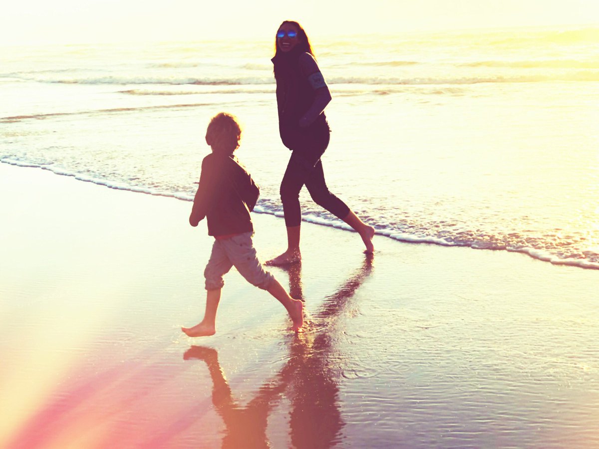 candelalee's tweet photo. Once upon an #adventure.  #MomLife #Beach https://t.co/Uc6OEMVJDA