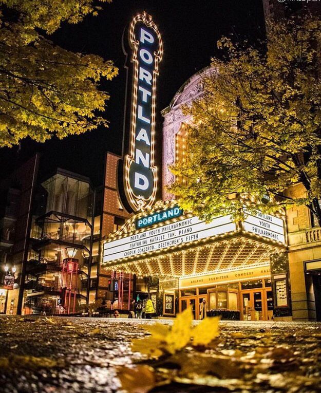 VIP_PDX's tweet image. Whether you have lived here your whole life or are just in town for a wedding, bachelor(ette) or another celebration, we would love to be your luxury transportation provider! 
#celebratelife #bestpartybus #youcaninportland #vippdx #luxurytransportation