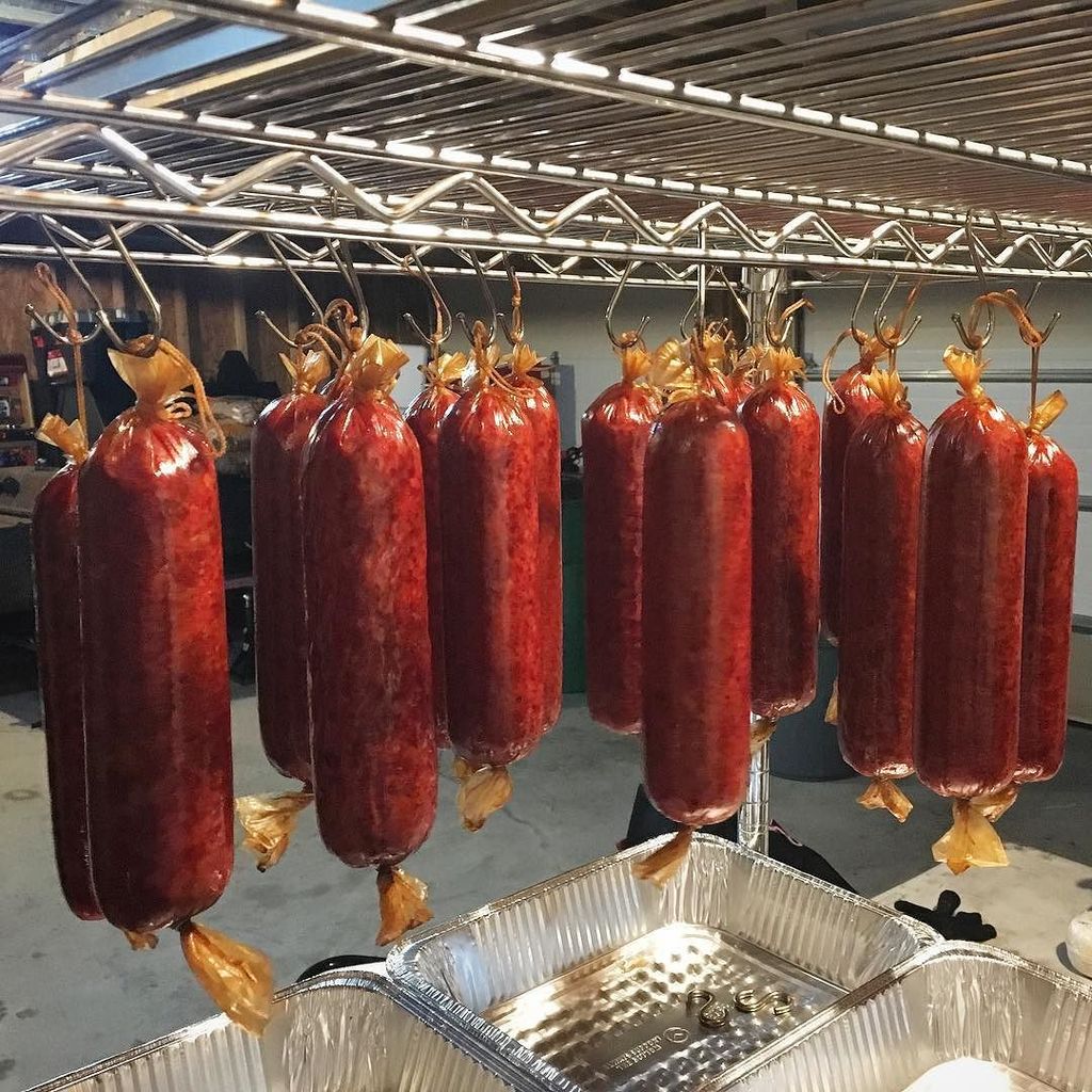 Burnt Finger BBQ (@burntfingerbbq) on Twitter photo The last batch of sausage is rolling off the pit. Smoked summer sausage made with <a href="/snakeriverfarms/">snakeriverfarms</a> wagyu brisket trimmings. Still needs to bloom and chill overnight. #patience ift.tt/2zOTIgD The last batch of sausage is rolling off the pit. Smoked summer sausage made with <a href="/snakeriverfarms/">snakeriverfarms</a> wagyu brisket trimmings. Still needs to bloom and chill overnight. #patience ift.tt/2zOTIgD