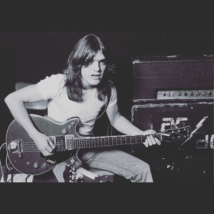 farewellwinters's tweet photo. Thank your for creating a sound that defined a era Rest in Paradise!
#restinparidise #legendsneverdie #backinblack #ACDC #rocknroll #aintnoisepollution https://t.co/9SSiLrVcnc