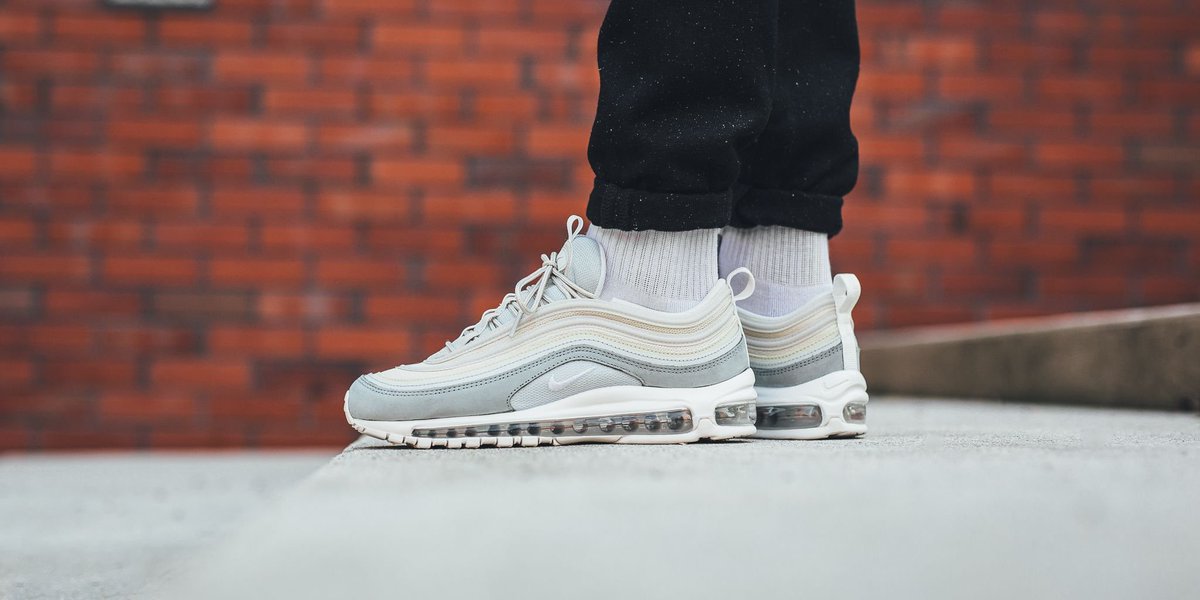 light pumice air max 97