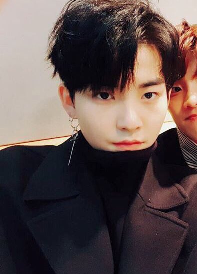 _FOR_H_'s tweet photo. 님은 존나 간지야 https://t.co/dZhUnY9spC