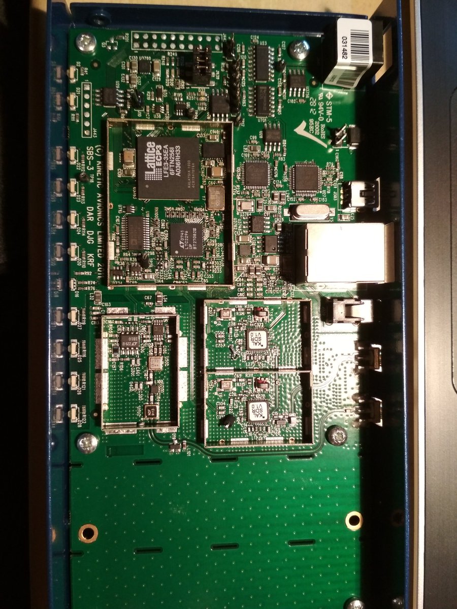 Daniel_EA4FFI's tweet photo. Inside Kinetic SBS-3: Lattice FPGA and misterious KAL SDR. https://t.co/OAXSK7qCfd