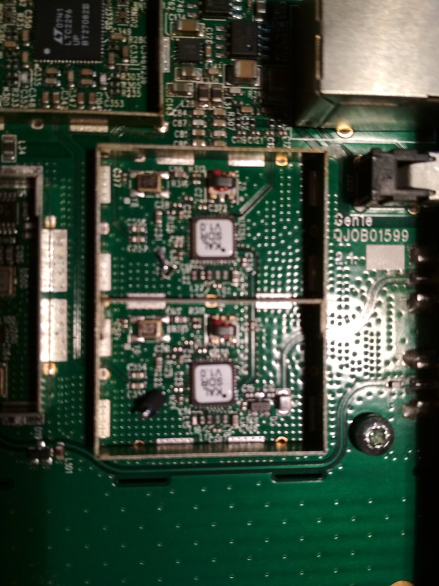 Daniel_EA4FFI's tweet photo. Inside Kinetic SBS-3: Lattice FPGA and misterious KAL SDR. https://t.co/OAXSK7qCfd