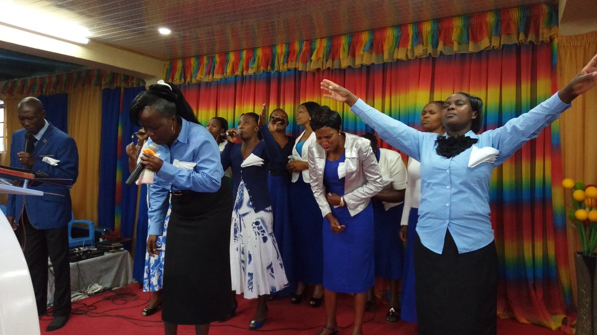 Cffdoni's tweet photo. Join us as we worship https://t.co/84QjiFjxn8