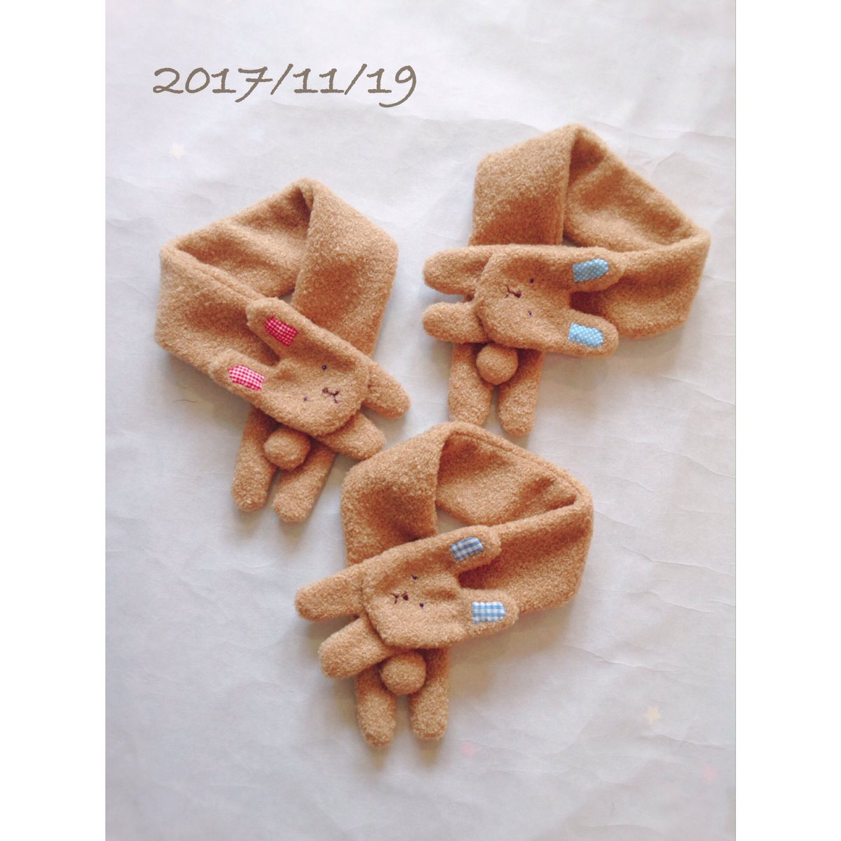 ルトゥール على تويتر 17 11 19 親戚に赤ちゃんが生まれたのでちょこっとプレゼントに作りました このボアのマフラー娘にも作ったことがあるんですよ あの頃を懐かしく思い出しながらのチクチク時間でした ルトゥール 滋賀 長浜 出産お祝い マフラー
