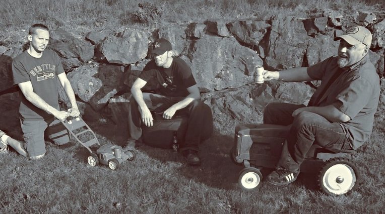 #100Bands100Days presented by Verity Credit Union - Day 57: Hundred Loud. bit.ly/2zNyhMV via <a href="/NW_Music_Scene/">NW Music Scene</a>  <a href="/HundredLoud/">Hundred Loud</a>