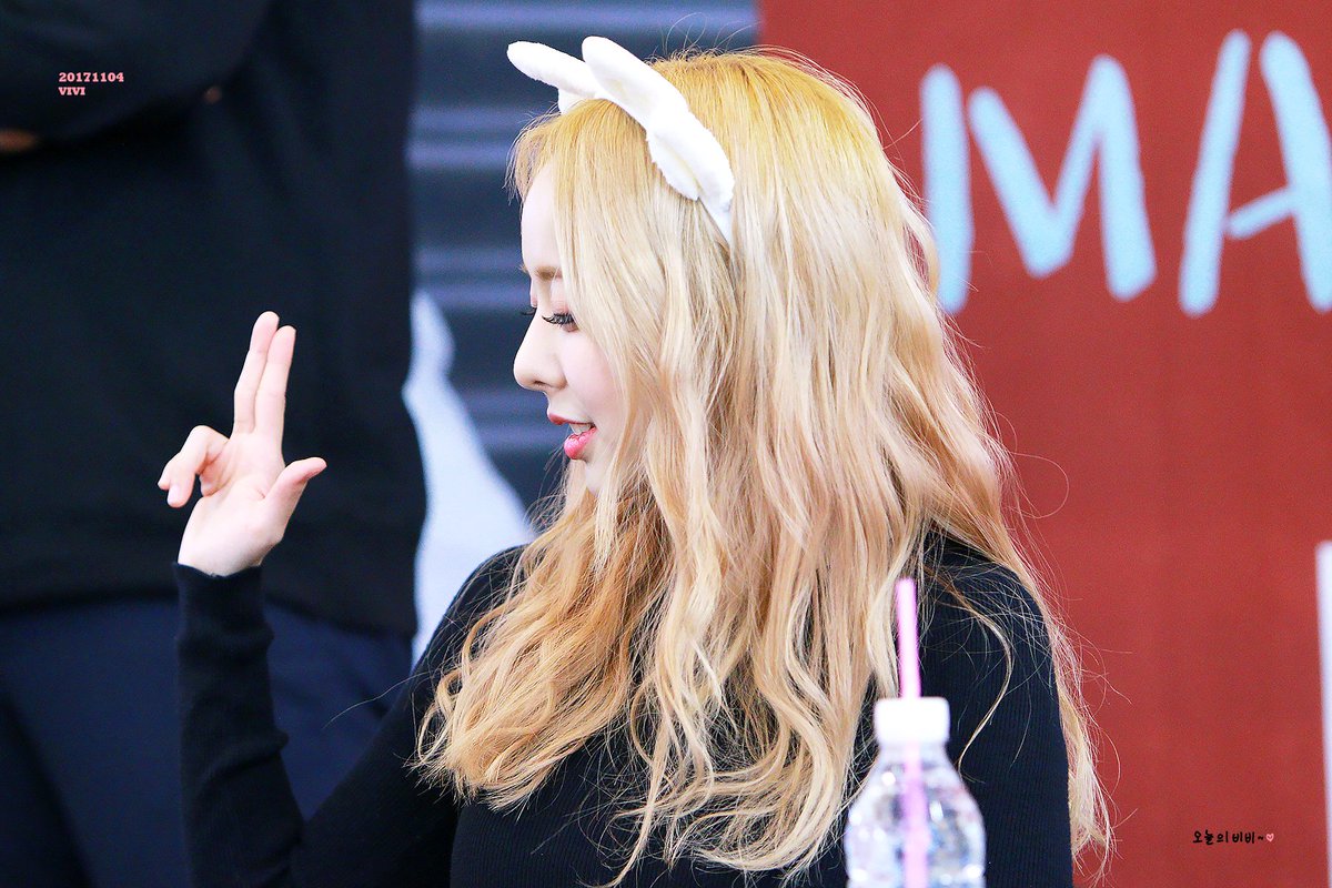 오늘의 비비 tweet media