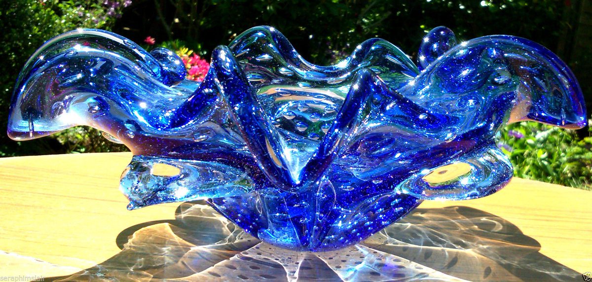 Seraphimslair's tweet photo. Welcome to #Seraphimslair's #GlassShack / #PotteryBarn! I sell #A1CLASS #antique & #Modern #ArtGlass & #ceramics! Qualifications: (BA (Hons) #History - 2:1) https://t.co/D2T6JGQUo3 https://t.co/2skNLtcIk2 https://t.co/lIuJBF7tjj #NewEngland #USA #UK #XmasFever #Gifts #ShopEarly https://t.co/uKBFEOKC7h