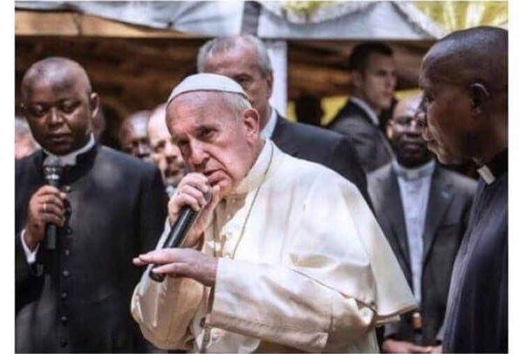 #PopeBars

Devil made me an offer 
Said I'll be his piper

Gave me a pipe
Dictated the tune and the time

I set that pipe on fire
I never smoke sire

#HappySunday #AcousticSunday #MeNeWoa