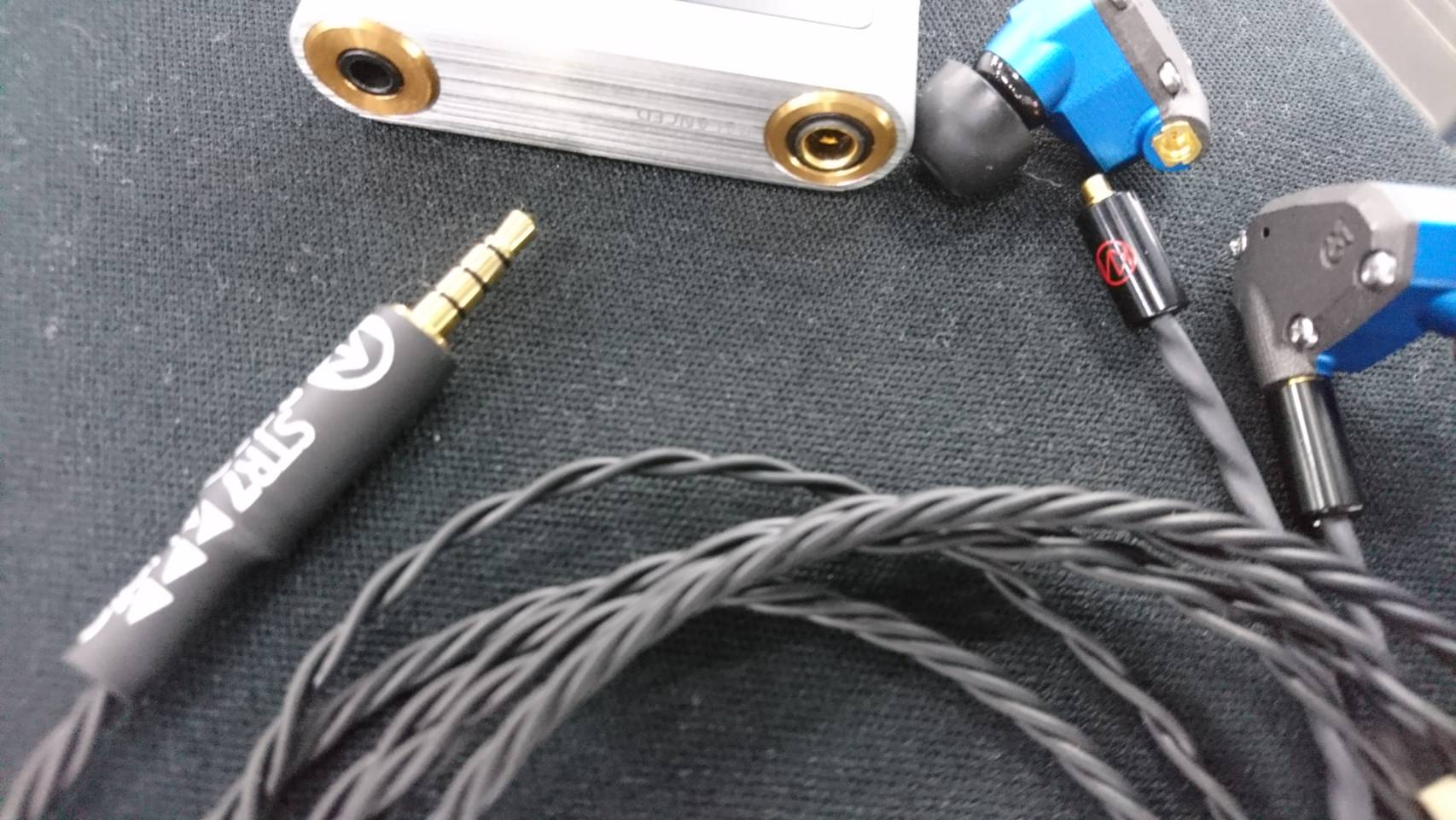 ヨドバシカメラ さいたま新都心駅前店 話題沸騰中 Briseaudio の リケーブル 取り扱い開始 いつものイヤホンを格段にレベルアップさせるなら 一度は試していただきたい商品です 試聴用ケーブルもございますので ぜひお気に入りのイヤホンを