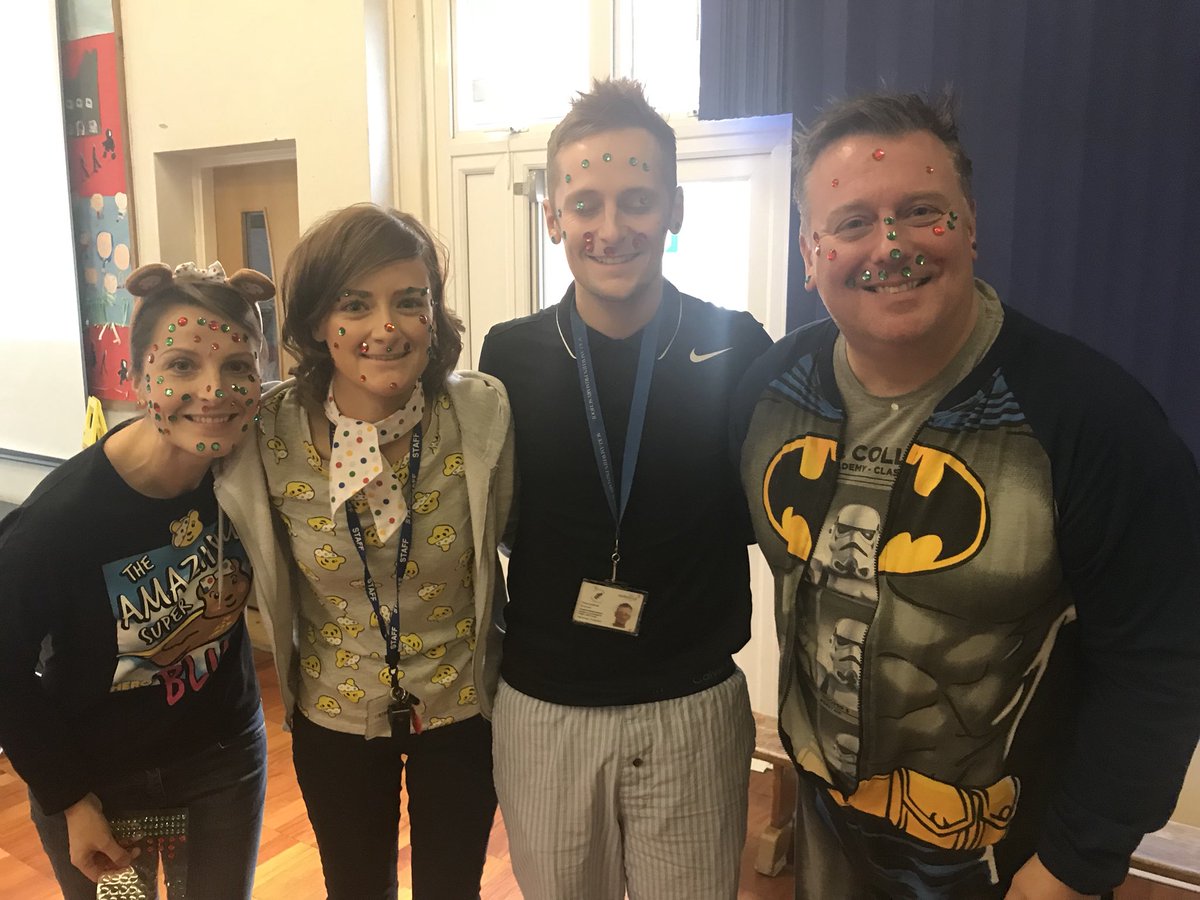 AcklamWhin's tweet photo. We have been abit silly this morning for Children I’m Need 🤣👨🏻🏫👩🏻🏫#ChildrenInNeed #pudsey #teachers #instantmakeover https://t.co/wsgncg7Y8b