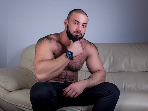 See Maxx Hunk on #musclecam XXX LIVE at https://t.co/zDbZsDyOz5! https://t.co/UIuIiesawB