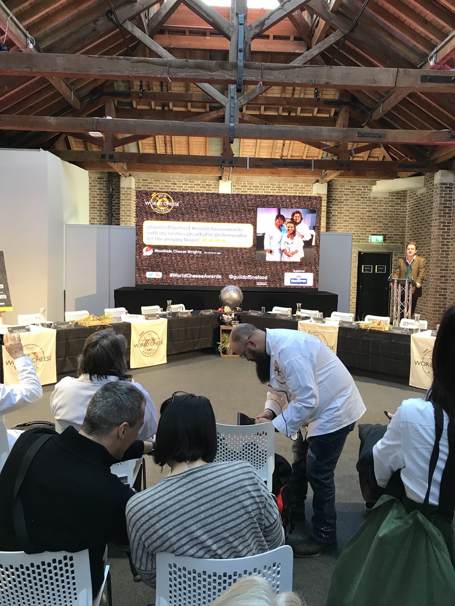etspr's tweet image. #WorldCheeseAwards team briefing this morning. Bring it on! @guildoffinefood