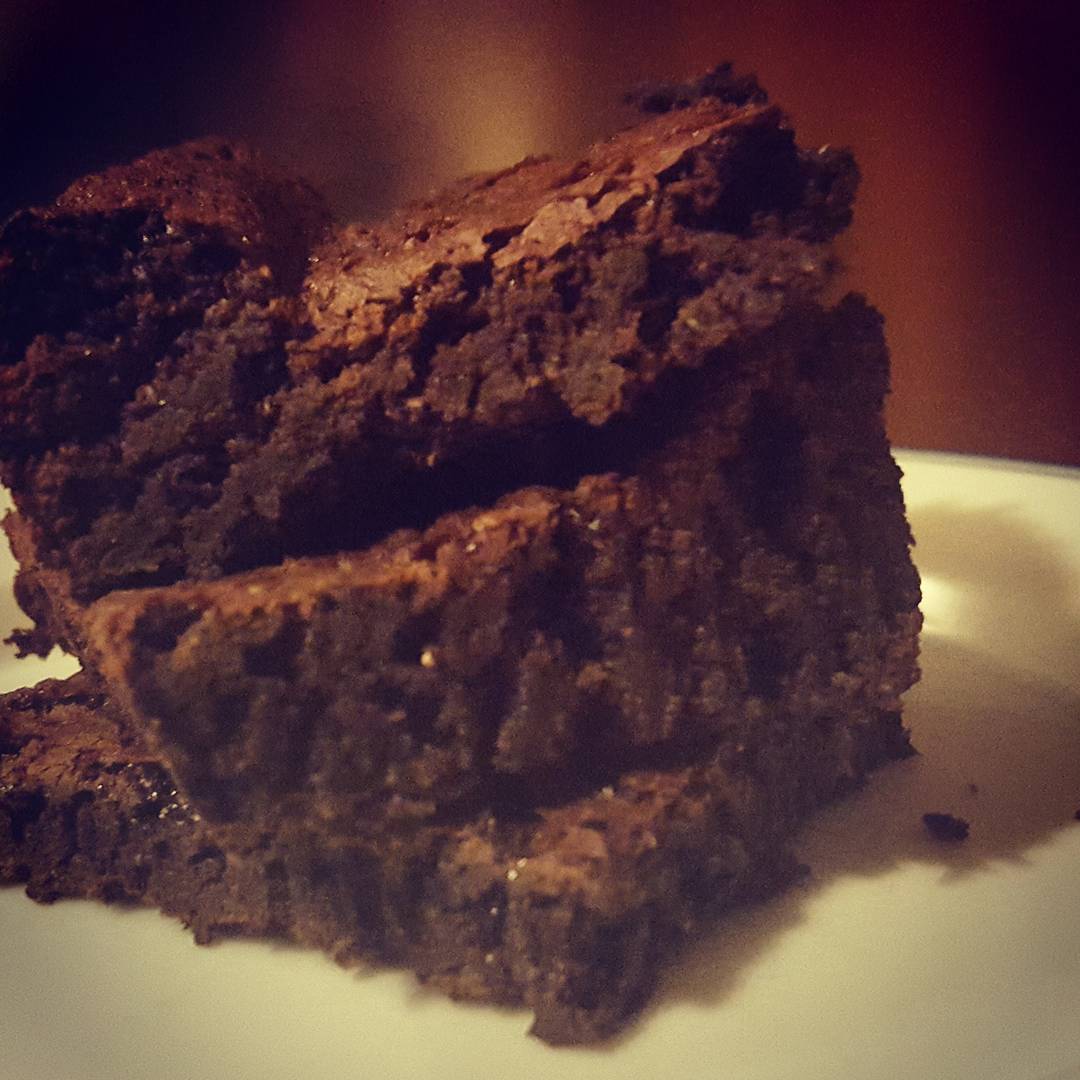 SkinnySouth's tweet photo. Your purchase this holiday season 50% of sales from Skinny South orders we receive goes to the #charities  this holiday season. Kids food basket, Sabrina Cohen Foundation, and Music instruments for kids. #brownies #skinnydips #december #sales 
#music @sabrinaco77
@TheOuterVibe https://t.co/IyfmTZN9Hu