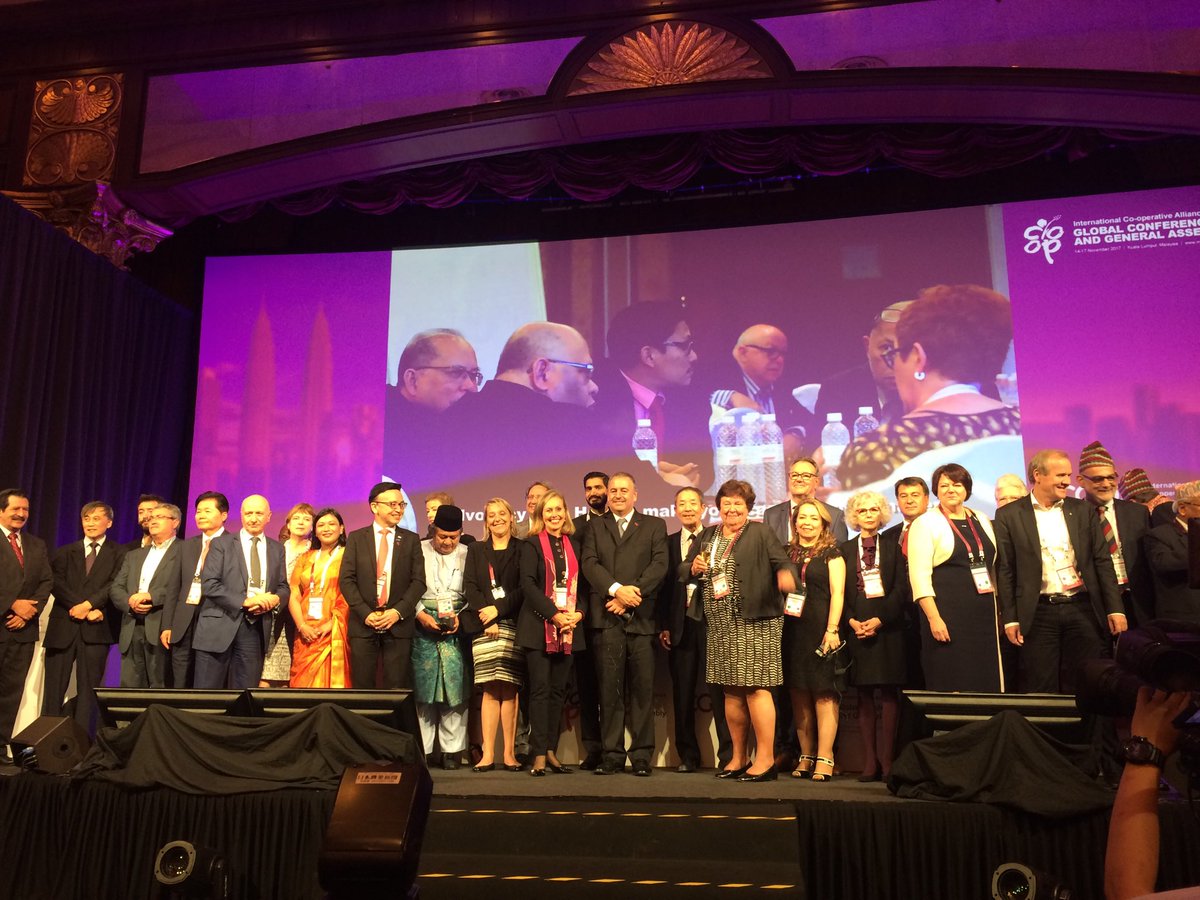 Félicitations Alexandra Wilson @The_Cooperators pour votre élection au CA <a href="/icacoop/">International Cooperative Alliance</a> #CoopConference17 @CoopFrancoCan