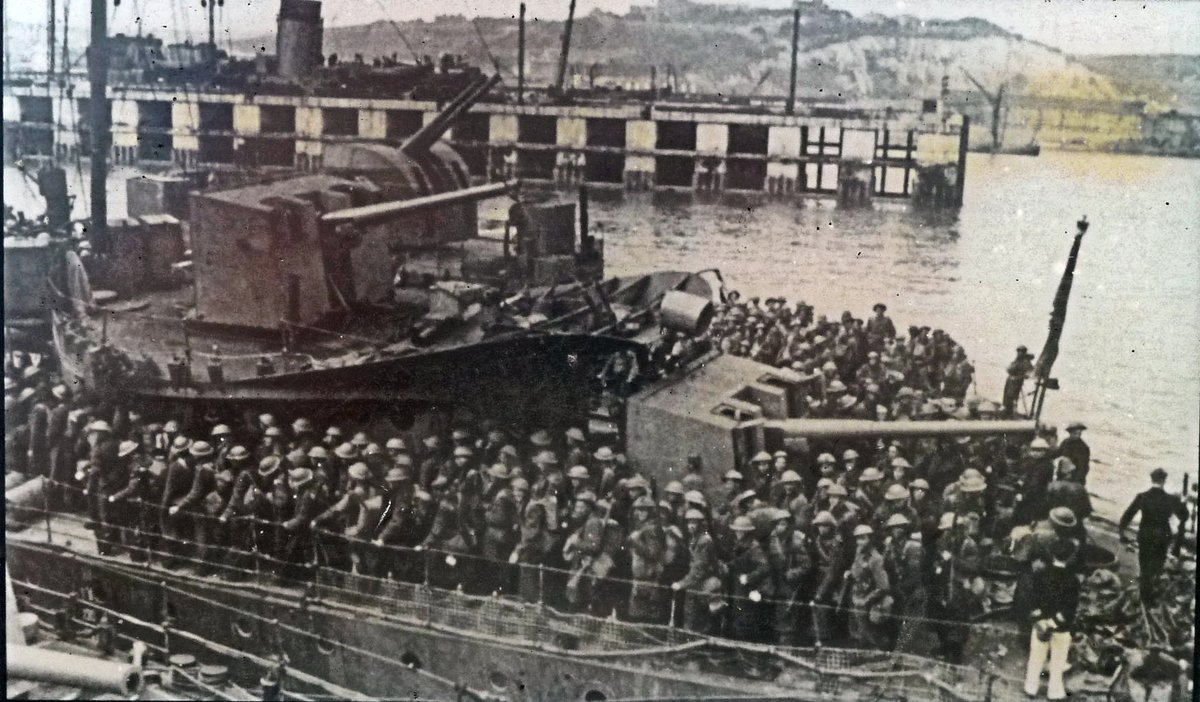 Dunkirk Evacuation – Troops landing at Dover. Doyle Collection
#randomhistory