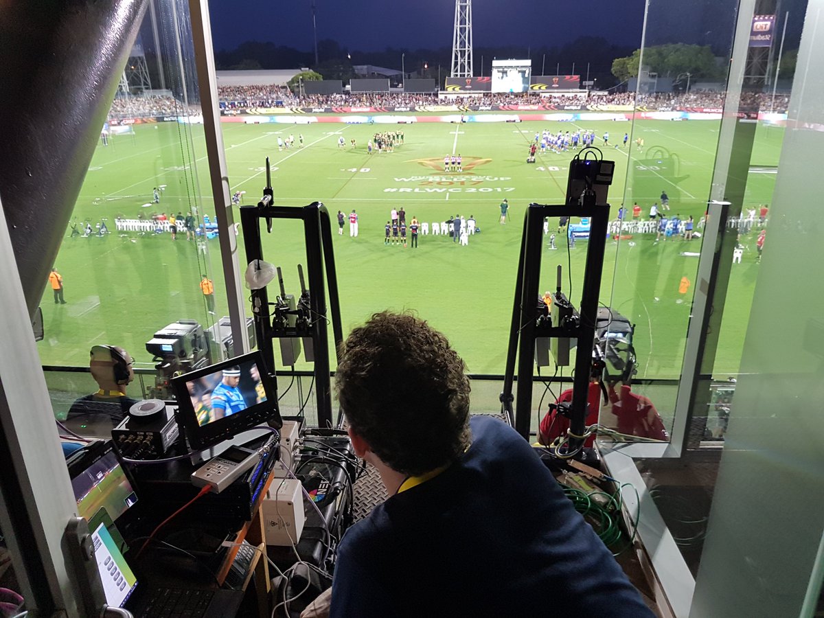 TelstraBcast's tweet photo. #RLWC2017 We have a great view for #AUSvsSAM in Darwin tonight. Sam Sinke + Dom Sullivan onsite at Darwin Stadium with #Telstra #Refcam @Channel7 @7mate ~ Referee is Phil Betham! https://t.co/PoJlbst8Z3