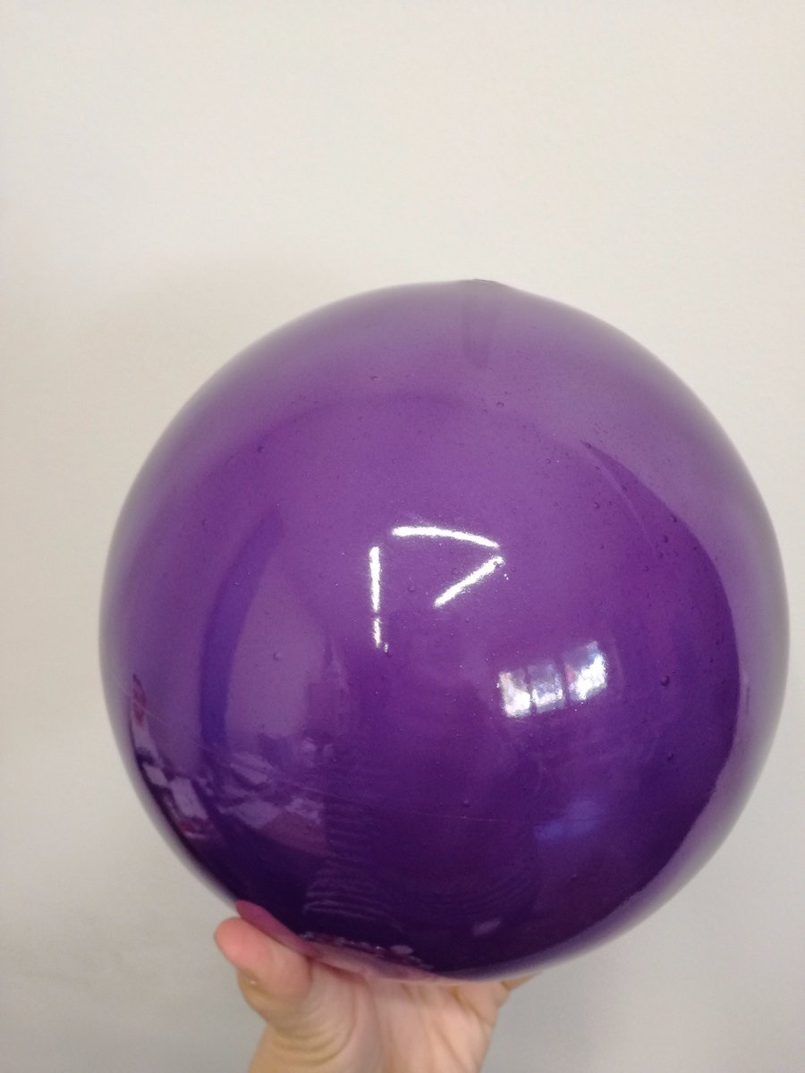 InstalaDeporte's tweet photo. SEGUIMOS CON NUESTRAS NOVEDADES EN MATERIAL DE RÍTMICA.
Pelota Competición Transparente, Color Morado.
Reserva tu material en nuestra tienda Online: https://t.co/K5Ca9JhwfF https://t.co/PWk3cYMVPH