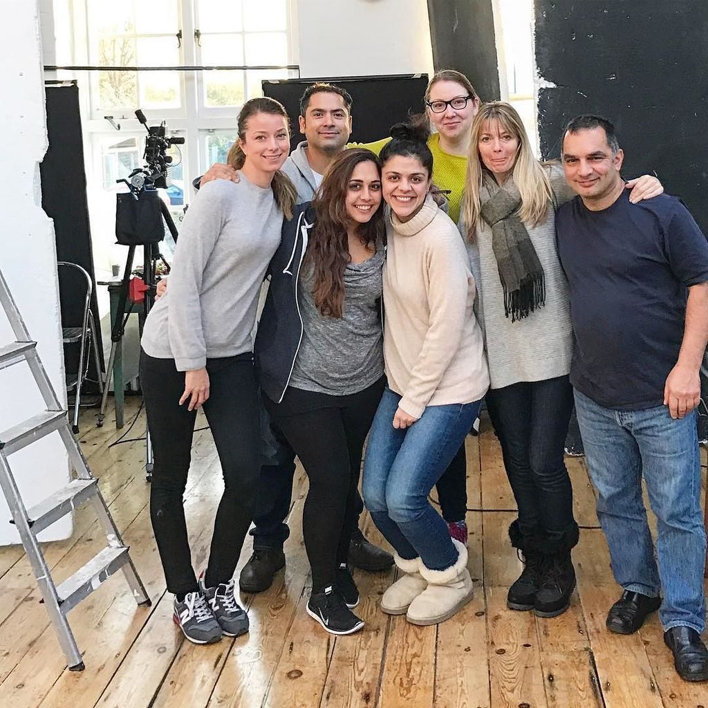 Sabrina Ghayour-Lynn (@sabrinaghayour) on Twitter photo Oct last year with amazing team who made #Feasts happen <a href="/kriskirkham/">Kris Kirkham</a> <a href="/food_stylist_/">Laura Field</a> @kimsomauroo <a href="/hhughes_photo/">Hannah Hughes</a> @jenny_igg @jazpritibahra Love you all big time 💖 ift.tt/2j1SmEJ Oct last year with amazing team who made #Feasts happen <a href="/kriskirkham/">Kris Kirkham</a> <a href="/food_stylist_/">Laura Field</a> @kimsomauroo <a href="/hhughes_photo/">Hannah Hughes</a> @jenny_igg @jazpritibahra Love you all big time 💖 ift.tt/2j1SmEJ