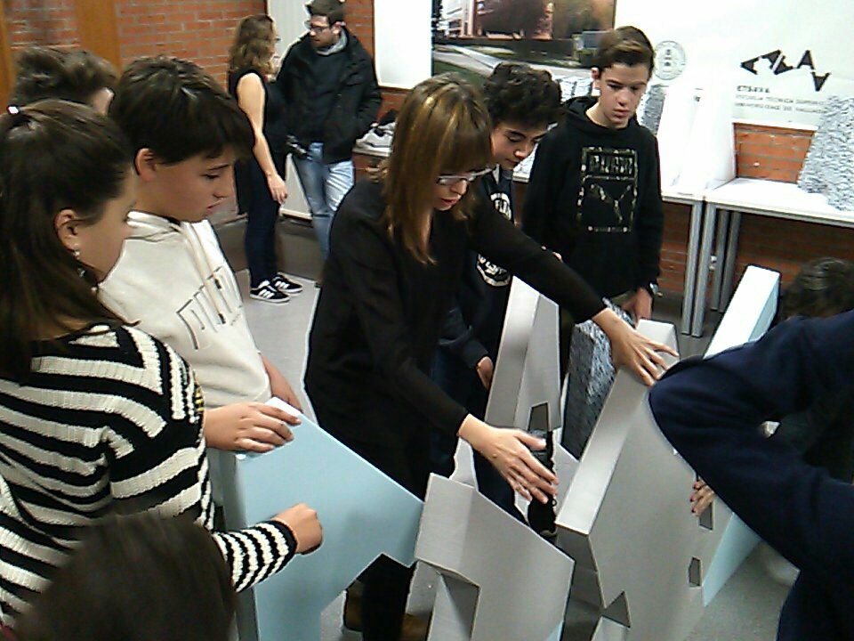 IESJuanaITordesillas (@iesjuanaitorde) on Twitter photo Primer taller en @ETSAValladolid @ORIENTAETSA. Magnífica organización. Muy interesante <a href="/educacyl/">Educación JCyL</a> Primer taller en @ETSAValladolid @ORIENTAETSA. Magnífica organización. Muy interesante <a href="/educacyl/">Educación JCyL</a>