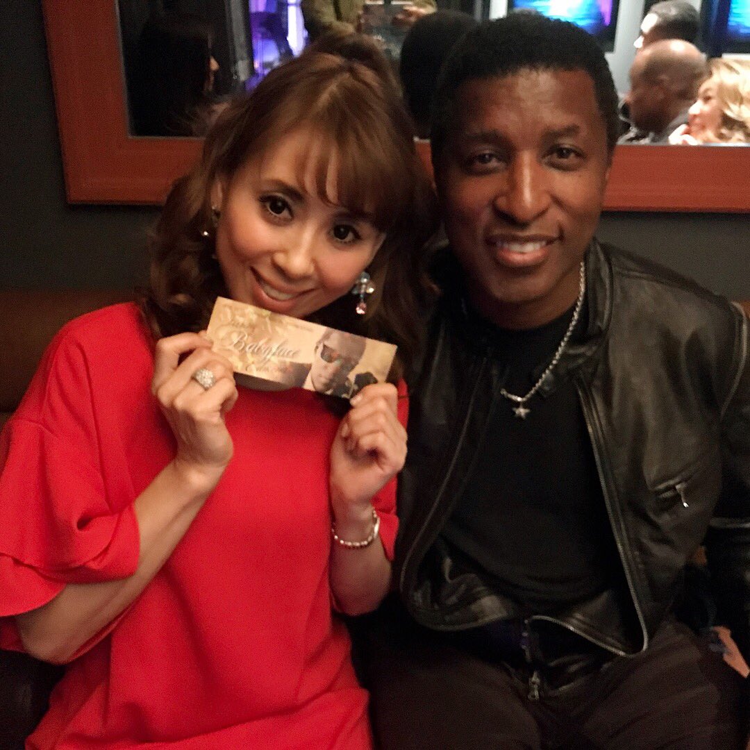 a555yuka's tweet photo. 夢みたいな1日でした♡
#KENNYBABYFACEEDOMONDS
#billboardOSAKA 
# BABYFACE
#���ウル
#R&amp;B
#ケニー”ベイビーフェイス”エドモンズ
 #Kenny "Babyface" Edmonds https://t.co/sAFpHJ4JJk
