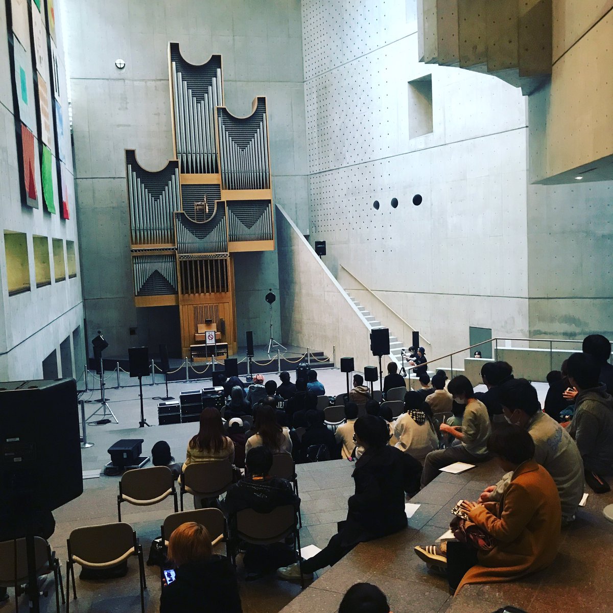 秋の電子音響祭、アクスモコンサートはじまりました。