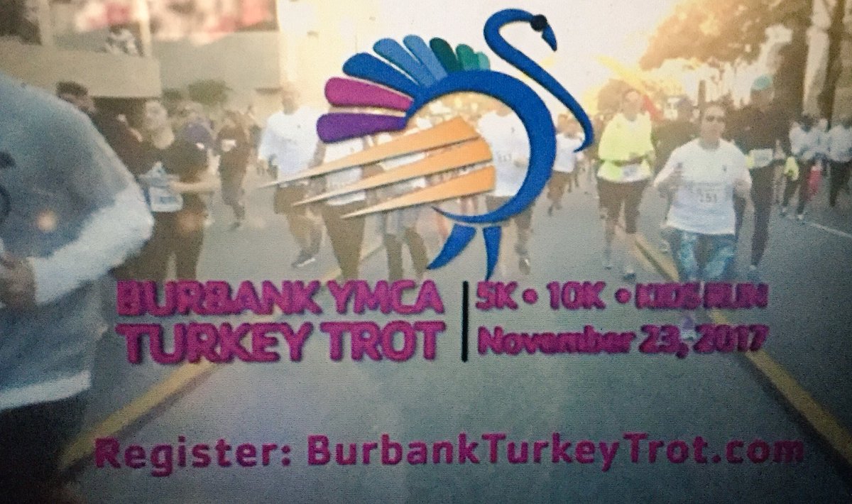 FaceForwardFit's tweet photo. #Thanksgiving #turkeytrot #Ymca #getoutandrun #runnerforlife #runner #runforfun https://t.co/pEEPtcFSSz https://t.co/0886D2or6i