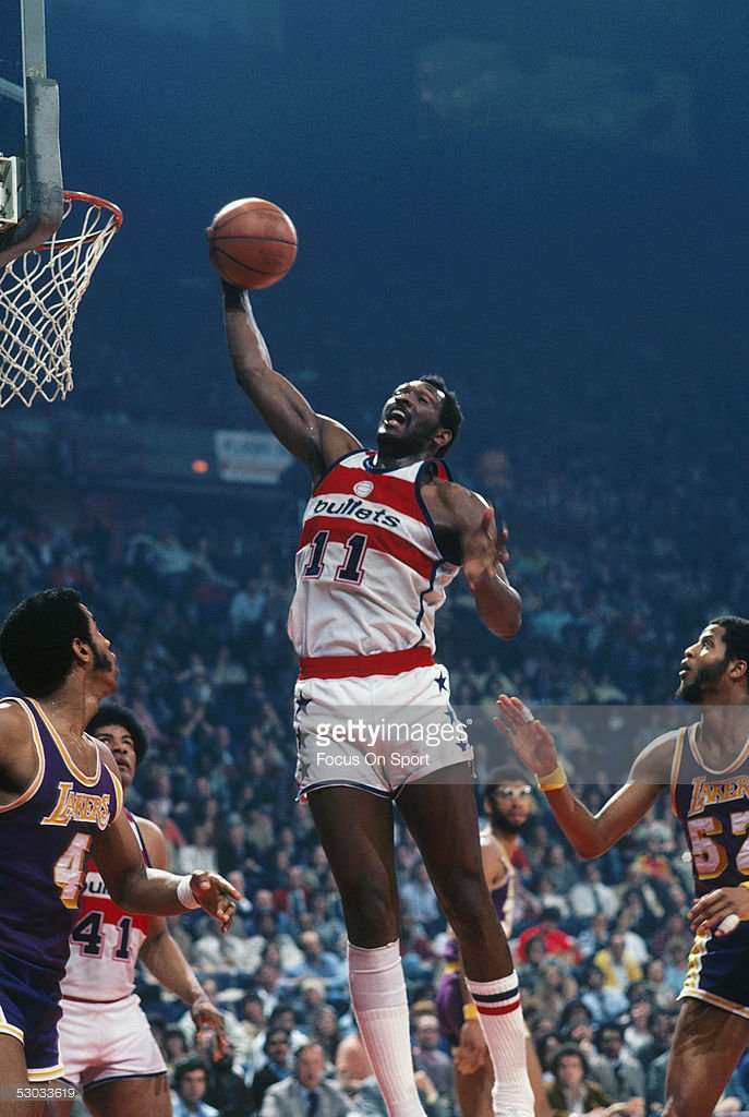 Happy Birthday to Elvin Hayes, who turns 72 today! 