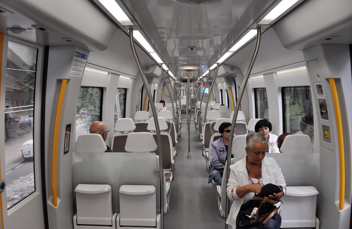 Ready! en un rato de nada, nos vemos en un vagón de tren similar - comienza una jornada ilusionante donde 60 mujeres #emprendedoras vamos a compartir inspiración e ideas.
#Neskworking
📷 @euskotrenEJGV