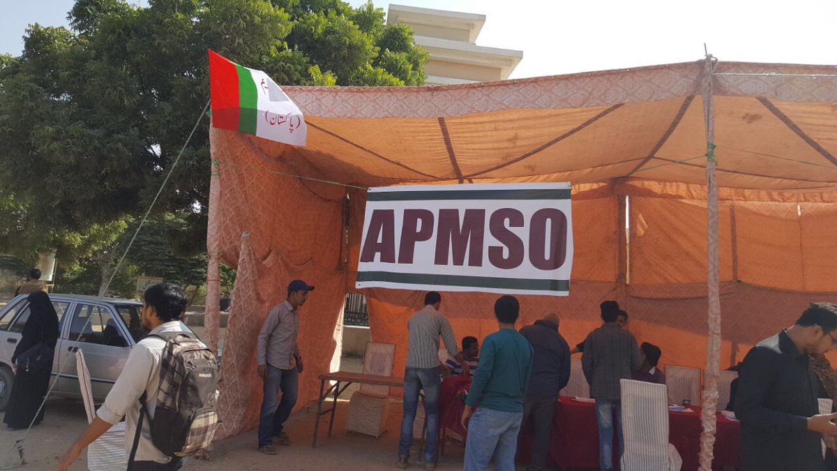 AhsanAliGhori's tweet photo. First day of admission campaign in University of Karachi @APMSOOfficial https://t.co/ij9Mu90eAW