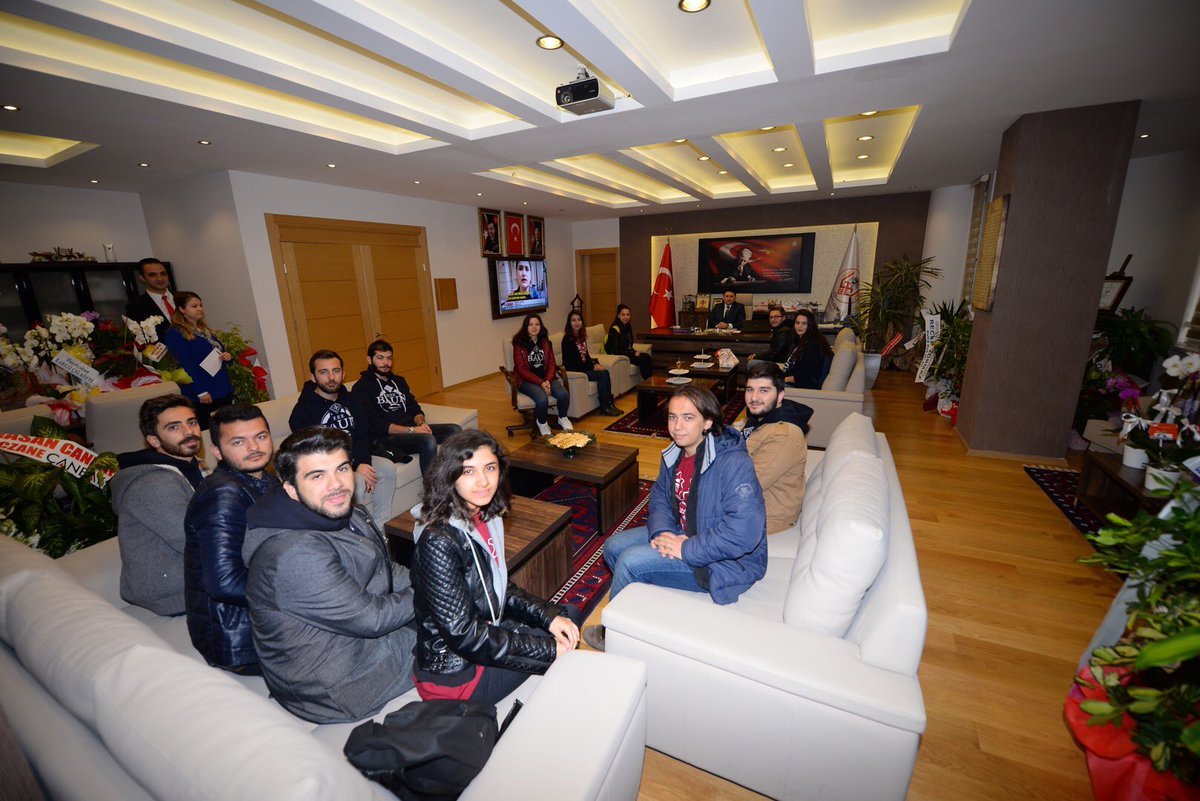 hasanavci6eylul's tweet image. IEEE BAUN Öğrenci Toluluğu ziyaretime geldi. Geleceğin teminatı gençlerimizle sohbet ettik.