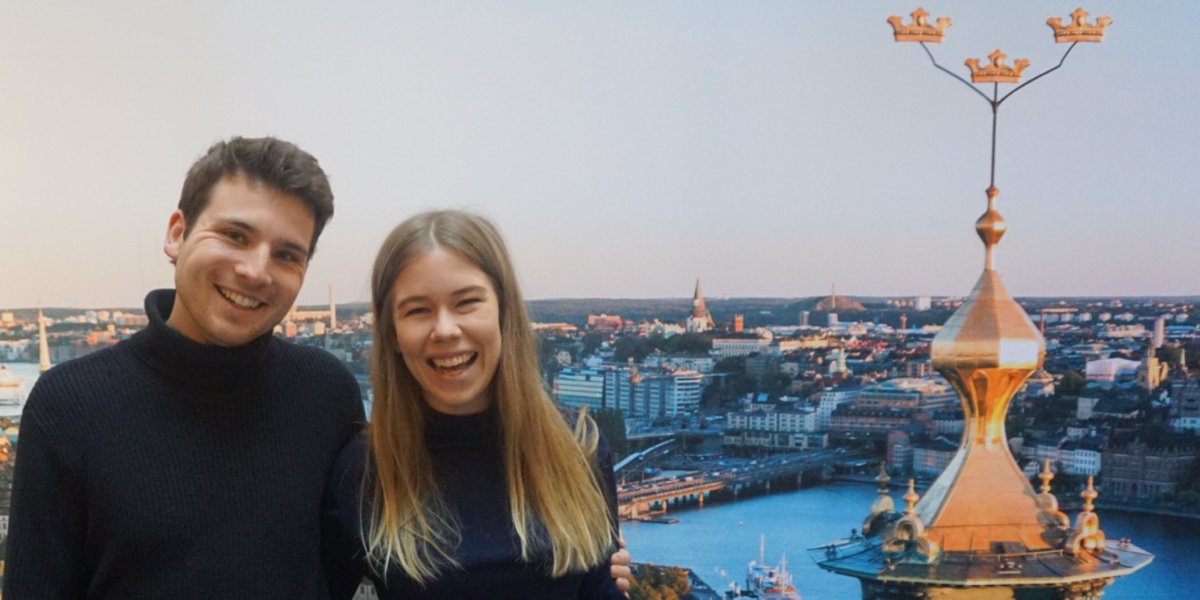 SthlmInno's tweet photo. Meet @wearestagecast ! "Stagecast is an interaction and augmented reality platform for live entertainment events – we turn mobile phones into part of the show!" @wearestagecast pitched this #creativeindustries innovation to the #sthlminnovation scholarship #SthlmTech #AR https://t.co/F8SnFg3TMD