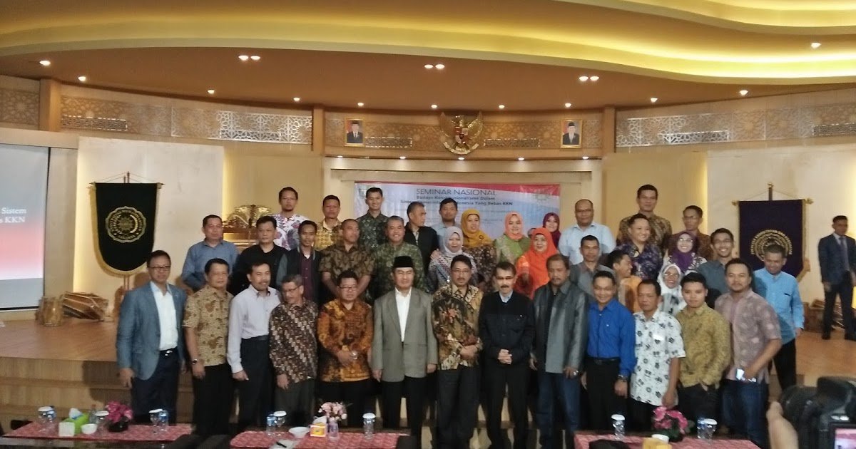 umj_km's tweet photo. Seminar BEM FH "Budaya Konstitusional Dalam Sistem Pemerihtahan Indonesia Yang Bebas KKN" https://t.co/cETeIjByfX https://t.co/4iio3avjMu