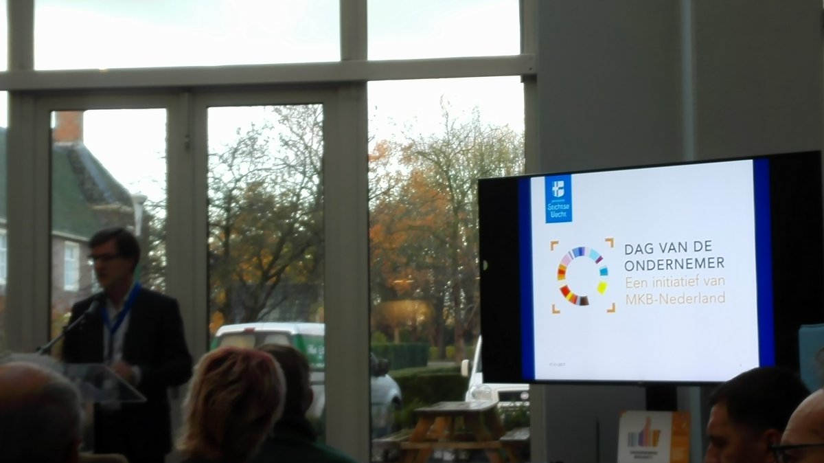 Ikorganiseer's tweet photo. Thema; 'inkoopbeleid van de gemeente'. Sinds 1/11/17 ben ik trots ZIN gecontracteerd begeleider individueel voor mijn eigen gemeente @zzpsv  #DvdOSV https://t.co/IVtfvhlptX