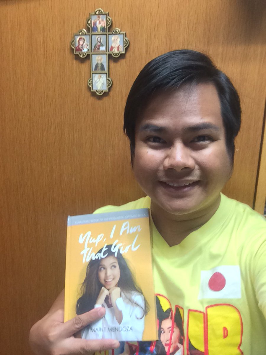 AldubFukuokaJP's tweet photo. Yey! Got my own copy of Maine's book "Yup, I Am That Girl." A million thanks to Ms. Reggy Santos Raborar. ALDub you! #ALDUBHeartsNeverApart @AldubFukuokaJP @Ofcaldub_Japan @maiden16_japan https://t.co/5wbhhTj1rM