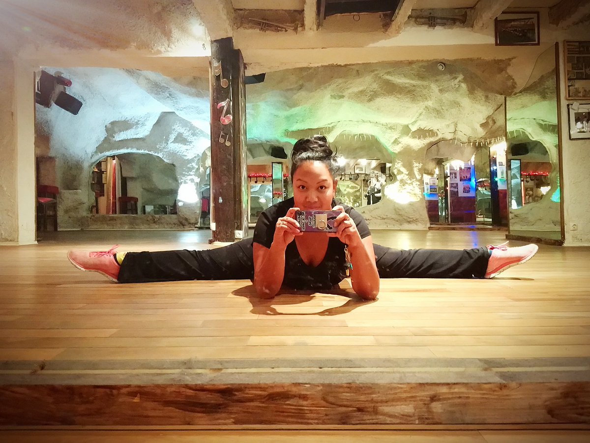 bodyposidancer's tweet photo. #danse #danser #dancer #dance #dancers #ecart #strech #streching #goodmorning #amazing #awesome #her #in #instagood #good #fun #bailarina #move #gym #gymnastics #lovedance #lifestyle #photos #photo #ballet #pointes #yoga #zen #schoolmdance https://t.co/dajGZVDYlO