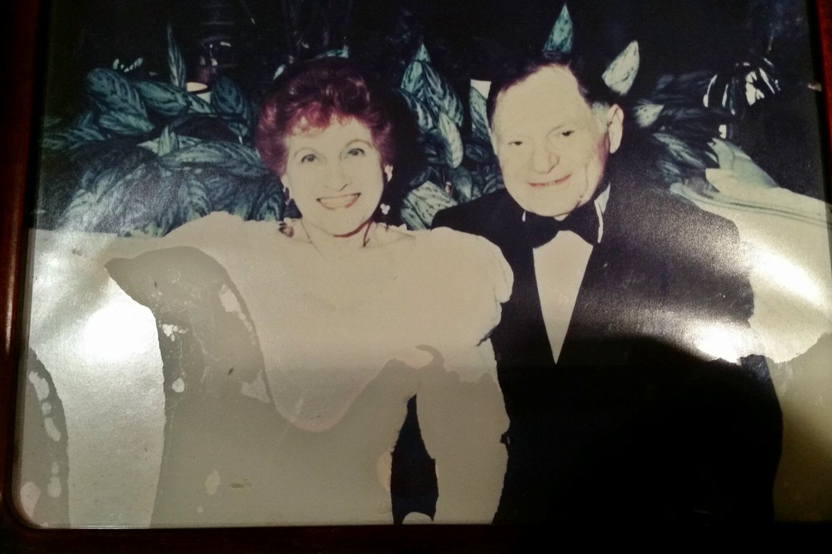 jeffreypowers1's tweet photo. Happy Birthday to a great dad> Remembering My dad
Married 62 years to my mom
#WisStateChessChamp 5 times
Photographic memory+200 IQ sadly skip a generation #champion #champions https://t.co/RM5DWCllXY https://t.co/P2ThgCpDJA https://t.co/DLkjN9zzK2