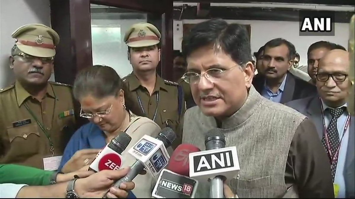 ANI's tweet photo. Rajasthan CM Vasundara Raje met Railway Minister Piyush Goyal in Delhi; say ways to boost tourism &amp; develop railways, including the train Palace on Wheels, were discussed. https://t.co/ugiuXNsndg