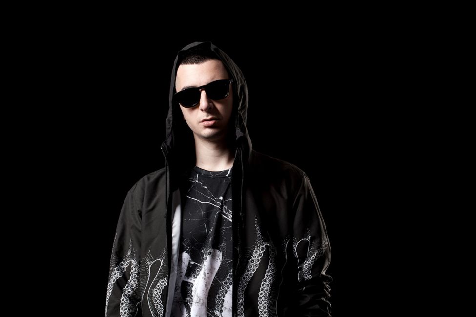 RapologiaIT's tweet photo. #Madman è tornato: ascolta in streaming "Trapano" - https://t.co/tfXAbu3cat #Pherro @orangemadman @tantarobalabel https://t.co/7khTtAmzzm