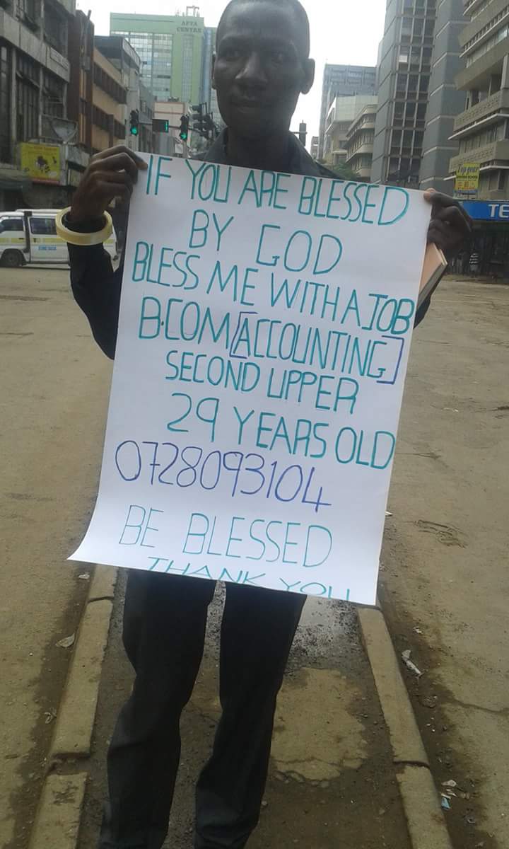 gngeno254's tweet photo. Retweet widely,his employer might be on your Timeline.

#JKUAT30thGrad
#JKIA
#railareturns 
#nasarally https://t.co/QA2shaTjyt