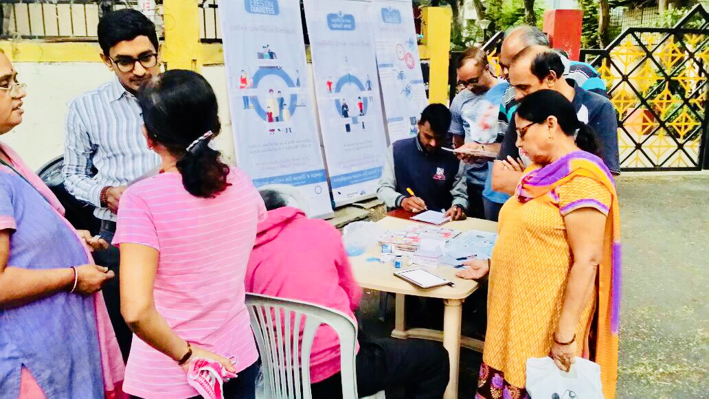 AdcplInfo's tweet photo. People getting their blood sugar checked at ADCPL's booth at Moraji Desai Garden #ADCPL #Diabetes https://t.co/Xqc0YpqhjV