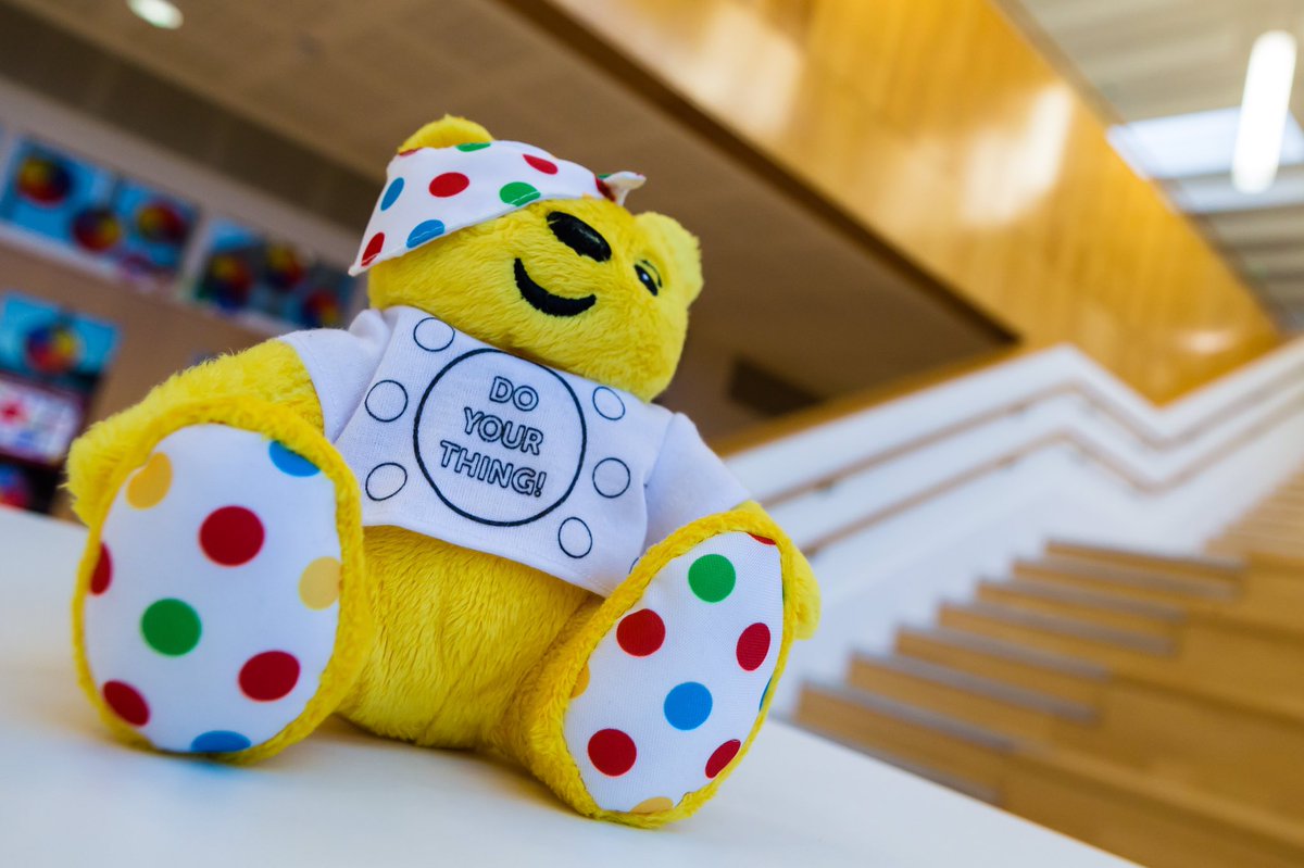 StSwithunsPrep's tweet photo. It's @BBCCiN day here at St Swithun's Junior School... thanks for the photos @BURLISONphoto 😊 #CiN #flourish #contributionstothecommunity https://t.co/hp8tf6mWGh