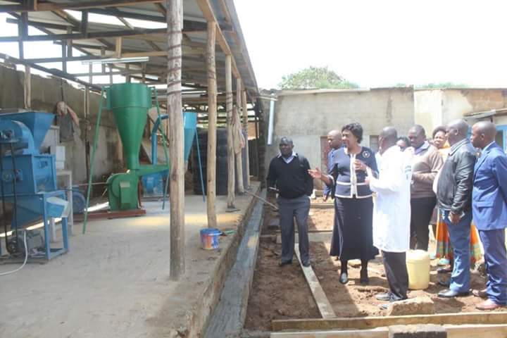 mamangilu's tweet photo. I visited Bazaar Mwingi West during my tour in the county. I also visited Rise Kenya mango value addition factory as well as Kitui Aloe Gardens Self Help Group. I witnessed the making of soap. I urge all Kitui households to consume local produce to grow our local economy https://t.co/K1Snl2lwhD