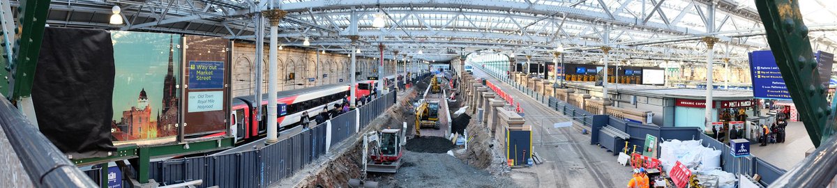 NetworkRailSCOT's tweet image. Work to extend platform 12 for new longer trains at #Edinburgh #Waverley is picking up pace (1/6)